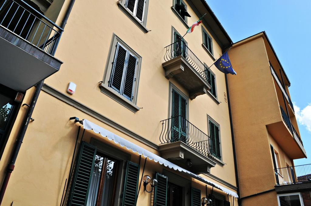 Hotel Butterfly Montecatini Terme Exterior photo